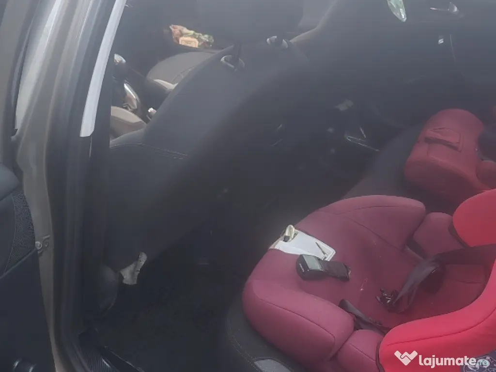 Peugeot 2008 - 2012 Diesel