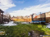 Casa din lemn, teren 384 mp: oportunitate de renovare, Simer 