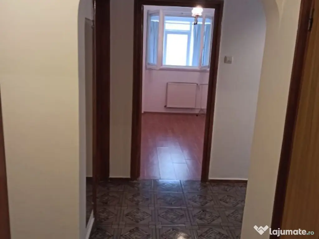 3cam.dec-1baie-disponibil imediat/Bvd Brancoveanu 130-132...