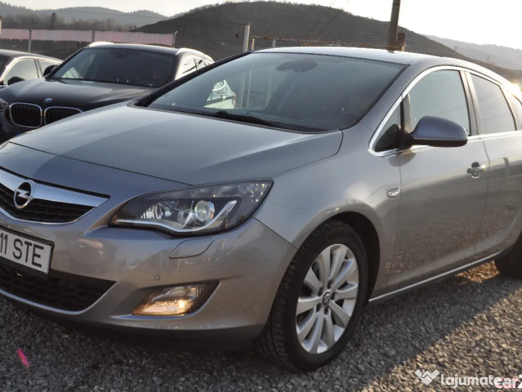 Opel Astra J 2.0 Ctdi 160 CP