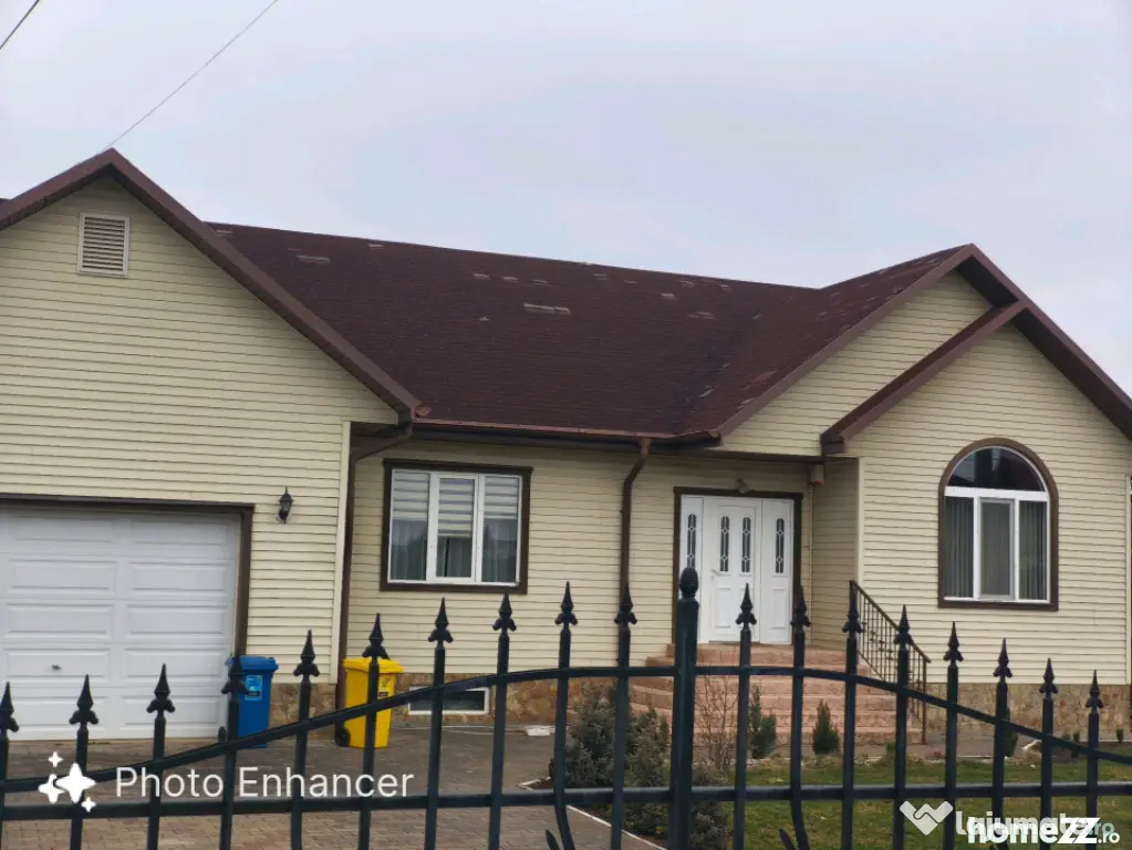 Casa in stil american, 120mp, 2450mp teren, Radauti
