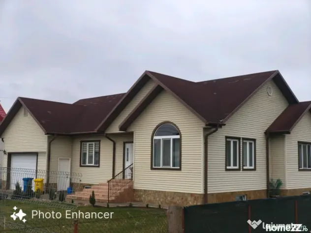 Casa in stil american, 120mp, 2450mp teren, Radauti