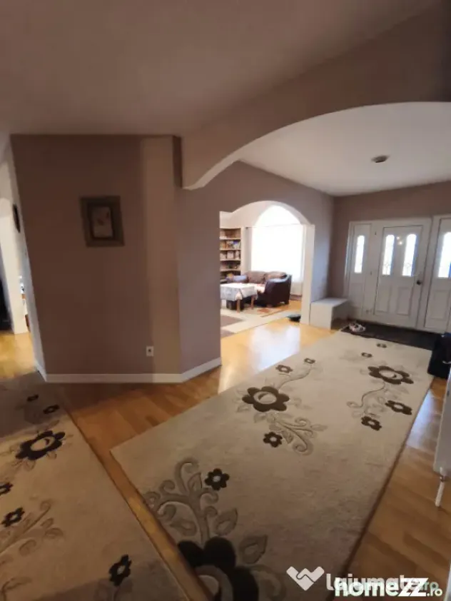 Casa in stil american, 120mp, 2450mp teren, Radauti