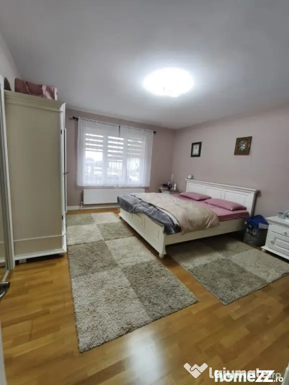 Casa in stil american, 120mp, 2450mp teren, Radauti