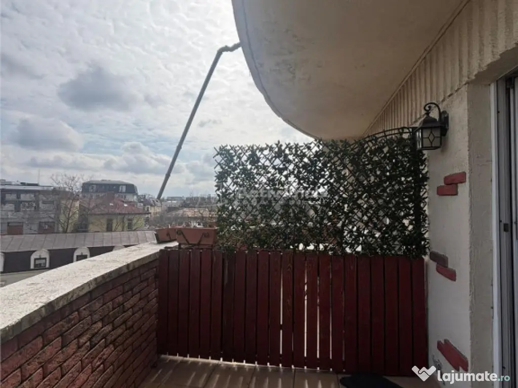 3 Camere, Unirii (Bd. Libertatii), Parcare, Centrala Proprie