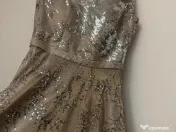 Rochie elegantă de seară lungă