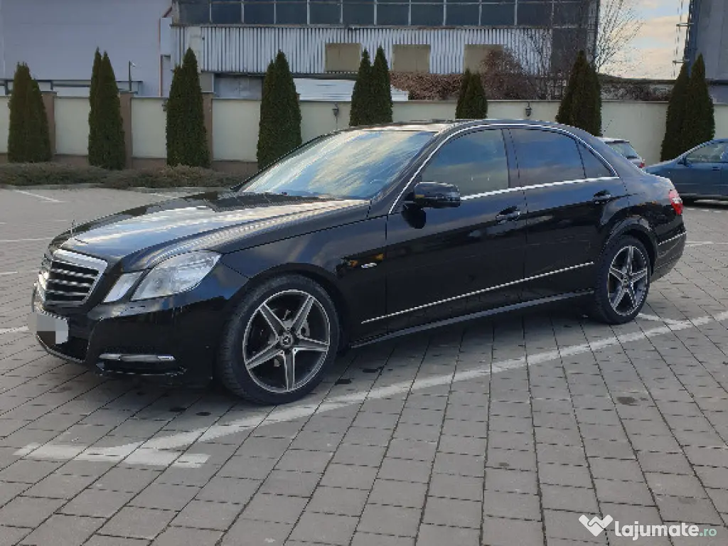 Mercedes E220 Avant Garde 214 546 km 2011