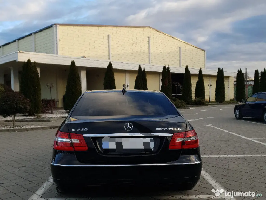 Mercedes E220 Avant Garde 214 546 km 2011