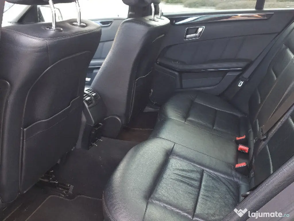 Mercedes E220 Avant Garde 214 546 km 2011