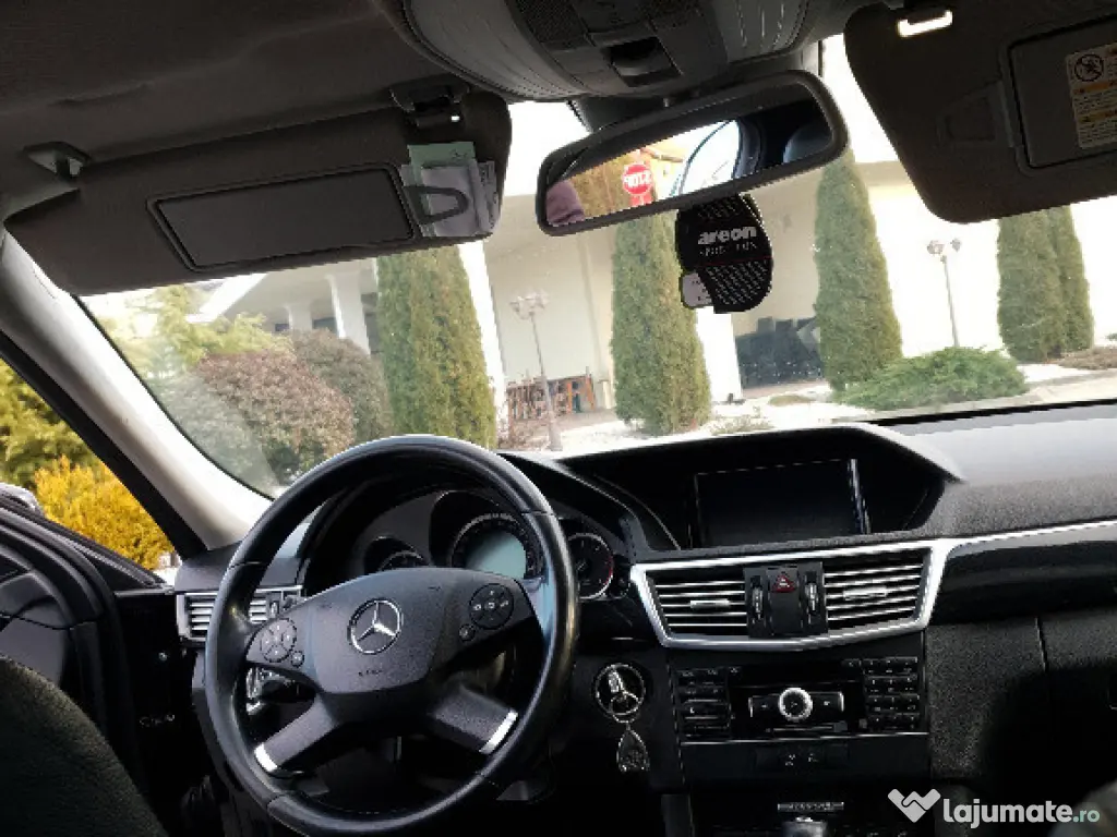 Mercedes E220 Avant Garde 214 546 km 2011
