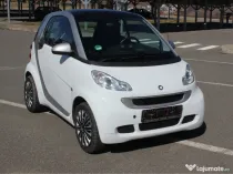 Vând smart fortwo 2011 benzină pret negociabil