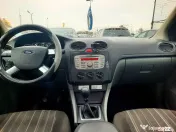 Ford Focus 1.6 benzina cu Aer Conditionat 2009