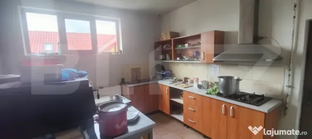 Spatiu comercial, 300 mp, zona Voinesti