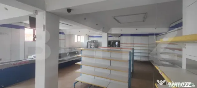 Spatiu comercial, 300 mp, zona Voinesti