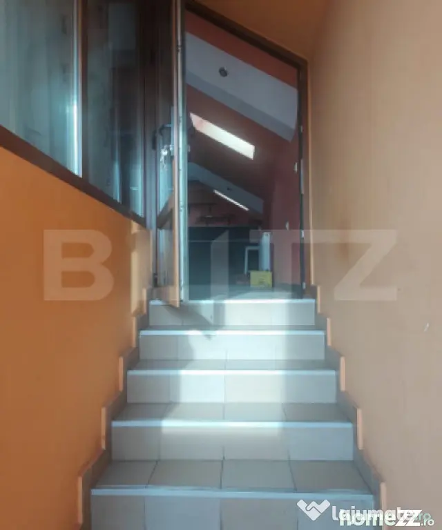 Spatiu comercial, 300 mp, zona Voinesti