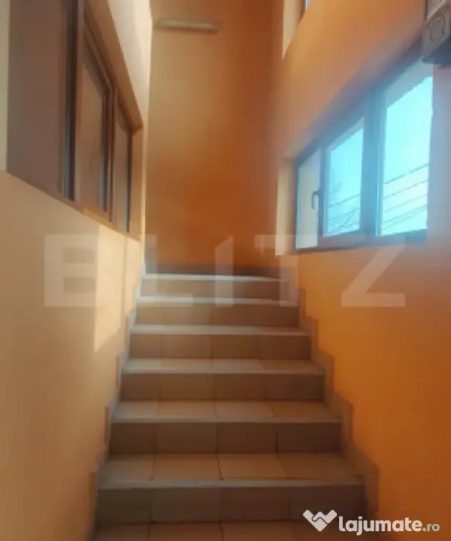 Spatiu comercial, 300 mp, zona Voinesti