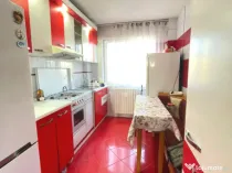 Apartament 3 camere decomandat-Piata Nicolina-etaj intermedi