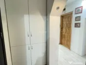 Apartament 3 camere decomandat-Piata Nicolina-etaj intermedi 