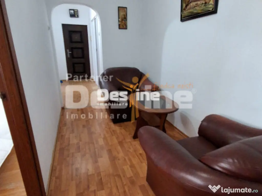 Apartament 3 Camere Decomandat - Mircea cel Batran