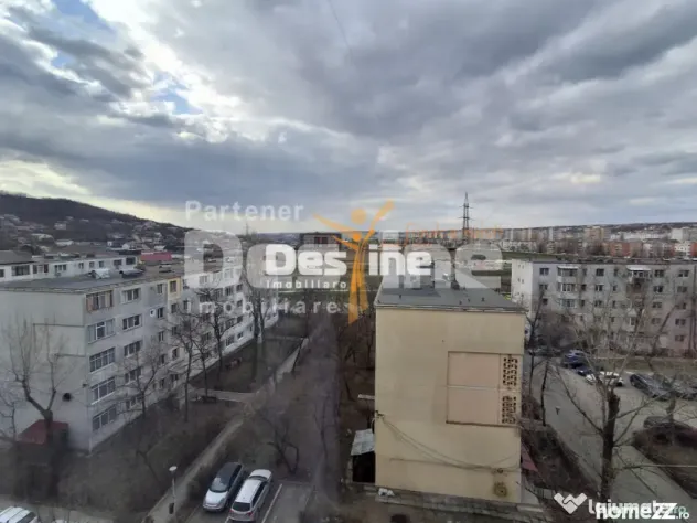 Apartament 3 Camere Decomandat - Mircea cel Batran