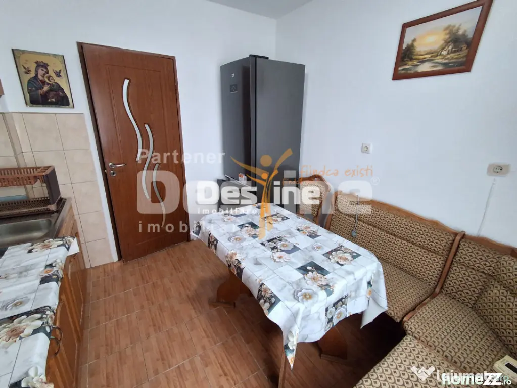 Apartament 3 Camere Decomandat - Mircea cel Batran