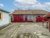 Casă 4 camere + anexe, teren 760 mp – Pilu, jud. Arad 