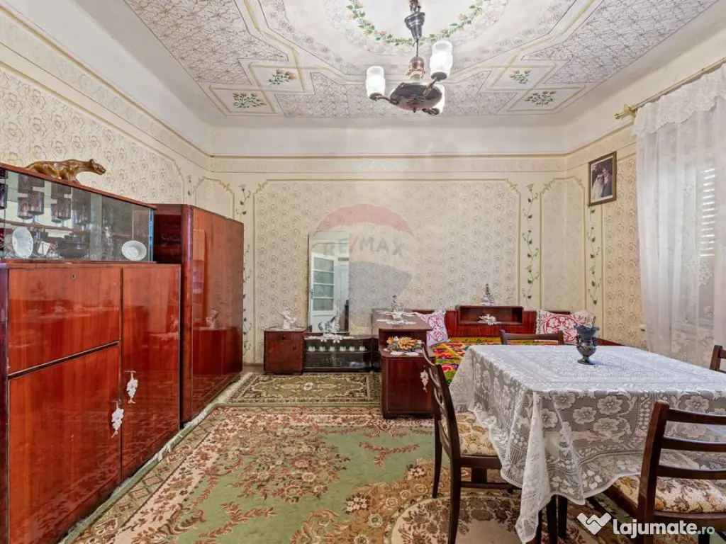 Casă 4 camere + anexe, teren 760 mp – Pilu, jud. Arad