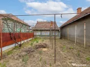 Casă 4 camere + anexe, teren 760 mp – Pilu, jud. Arad 