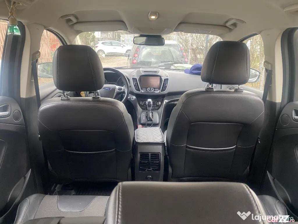 Ford Kuga 2016 automata