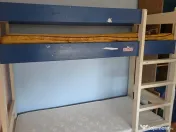 Pat copii supraetajat 