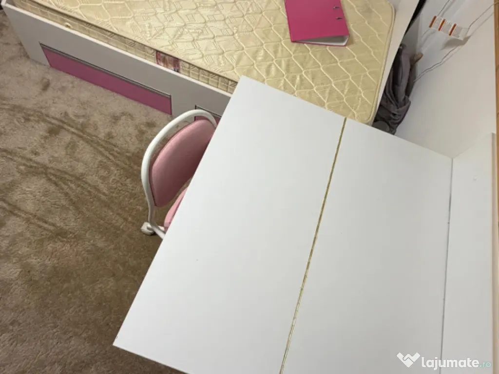 Patut copil + dulapior + birou