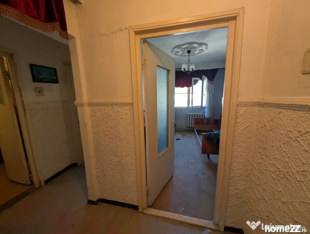 Decomandat, 3 camere - spatios - Bacau (Bacau)