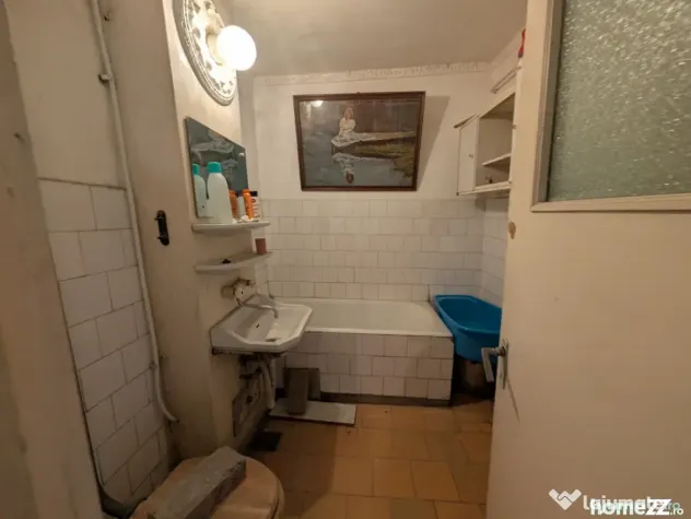 Decomandat, 3 camere - spatios - Bacau (Bacau)