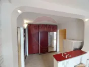 Apartament 2 camere decomandat in Rovine - Penny 