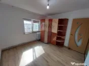 Apartament 2 camere decomandat in Rovine - Penny 