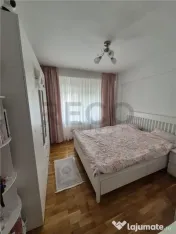 RECO Apartament 4 camere, decomandat, Bloc cu lift, Etajul 2