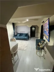 RECO Apartament 4 camere, decomandat, Bloc cu lift, Etajul 2