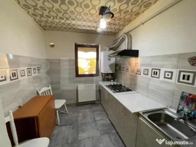Apartament 3 camere 65mp, centrala termica, aer conditionat,