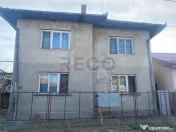 Reco casa P E cu doua apartamente 