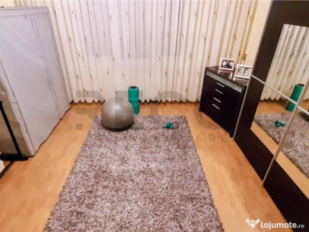 RECO Apartament decomandat cu 3 camere 87 utili zona Dacia