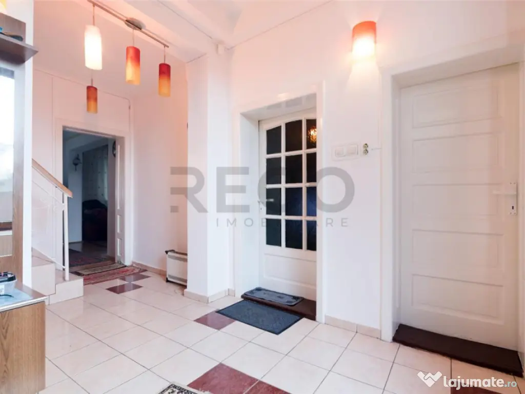 RECO Casa cu 4 camere la 5 minute de centru (Olosig) -Orade