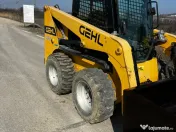 Mini incarcator GEHL R220 