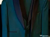 Costum barbatesc pentru evenimente speciale 