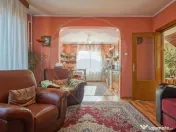 Casă spațioasă și practică, aproape natură si oraș... 