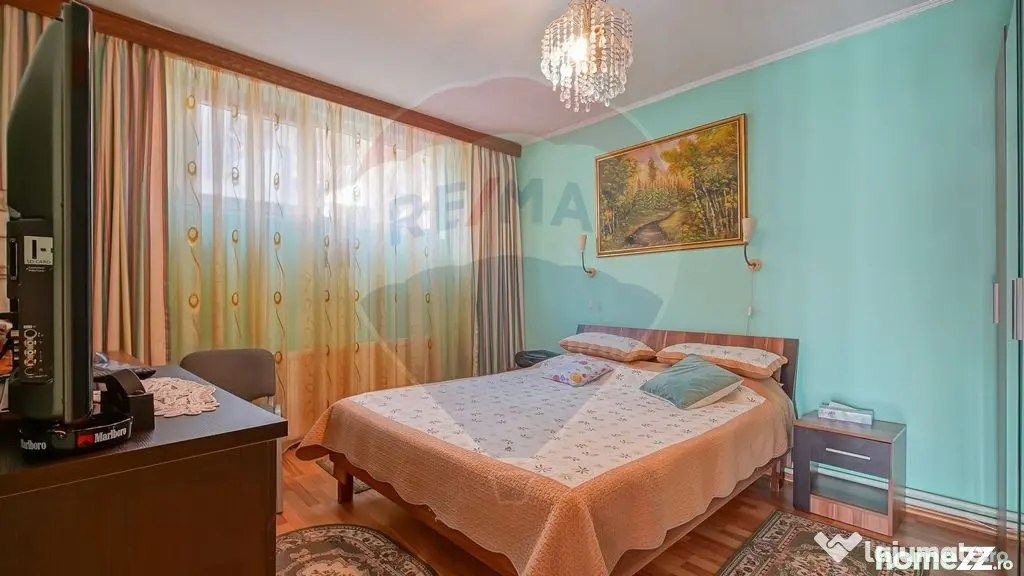 Casă spațioasă și practică, aproape natură si oraș...