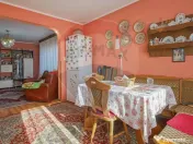 Casă spațioasă și practică, aproape natură si oraș... 