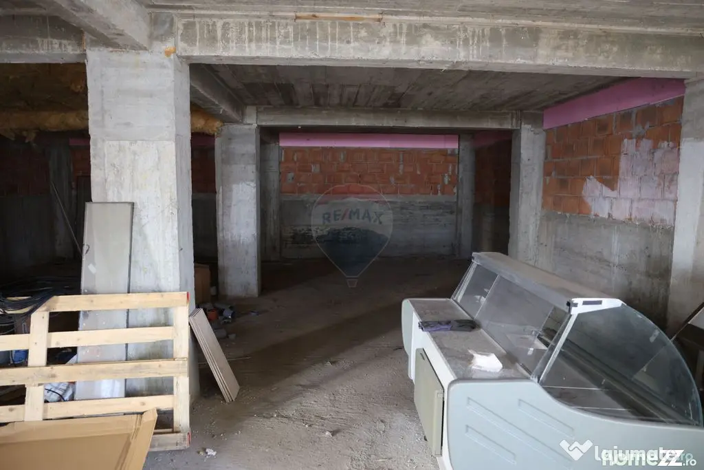 Spațiu comercial de 317mp de vânzare