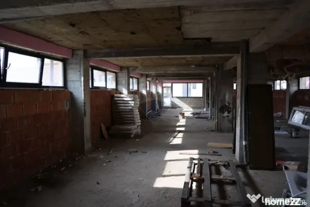Spațiu comercial de 317mp de vânzare