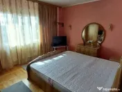 De inchiriat 2 camere, Micro 17, curat, liber 