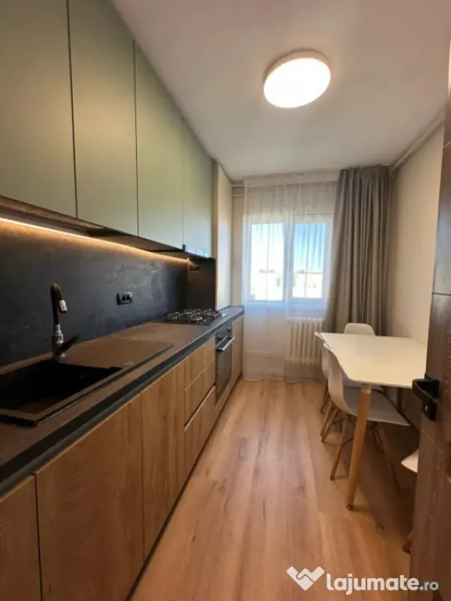 Apartament 2 camere de vanzare, situat in zona City Park Mal